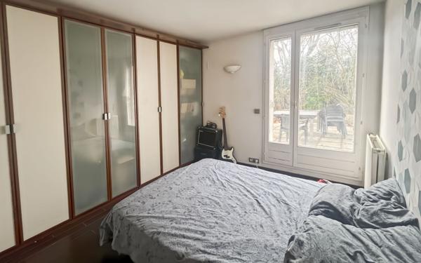 Appartement à vendre    2 pièces • 47 m2 Cergy