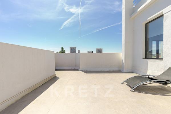 Marseille 9e - Hôtel particulier, rénové et contemporain, avec jardin et piscine