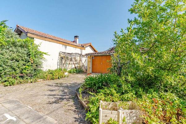 Maison 286 740 € Villenave-d'Ornon 5 p 93 m² DPE D