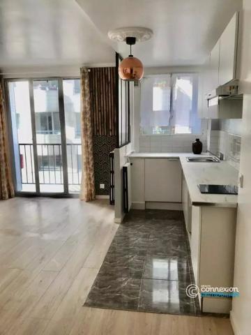Paris 18e – Jules Joffrin – 2 pièces 37 m² – Entièrement rénové