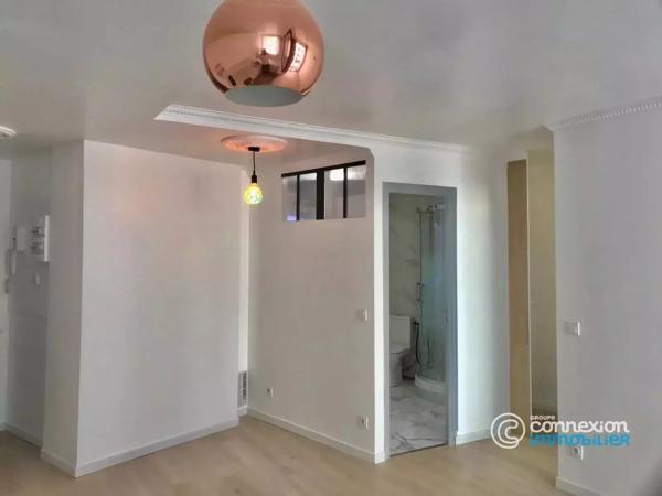 Paris 18e – Jules Joffrin – 2 pièces 37 m² – Entièrement rénové