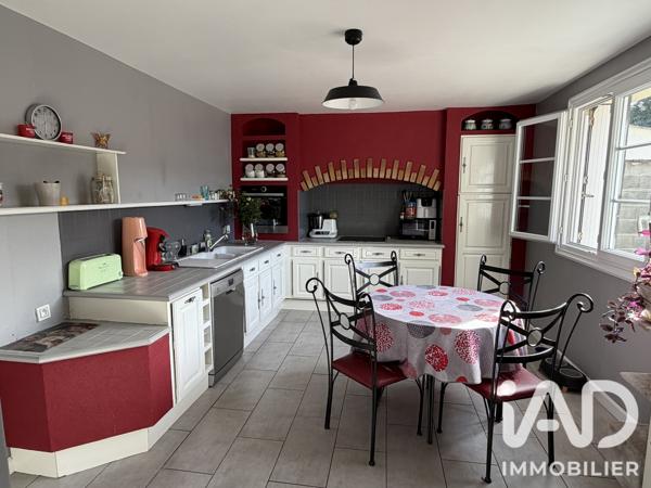 Maison à vendre 7 pièces 120 m² Saumur
