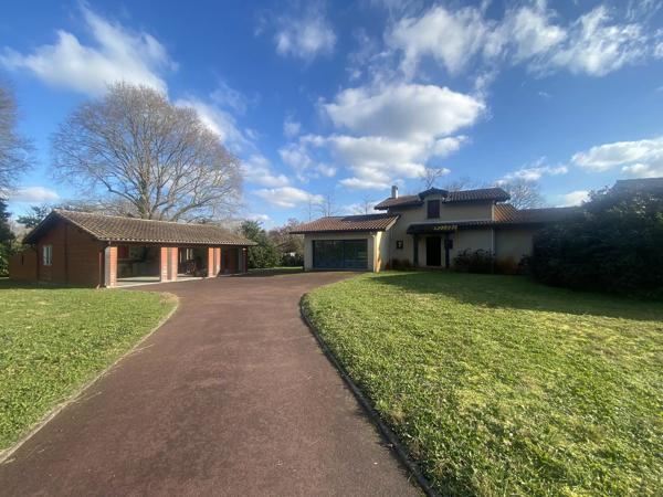 Maison Pessac 200m²