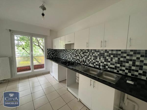 Appartement à louer 3 pièces 66.78m² Lormont (33310)