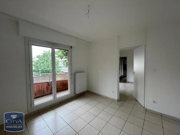 Appartement à louer 3 pièces 66.78m² Lormont (33310)