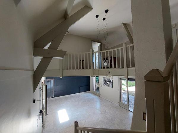 Maison Montceau Les Mines 7 pièce(s) 187 m2