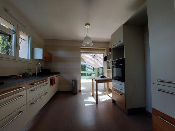 Maison Montceau Les Mines 7 pièce(s) 187 m2