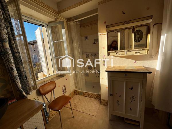 Maison de village en pierre, le charme provençal