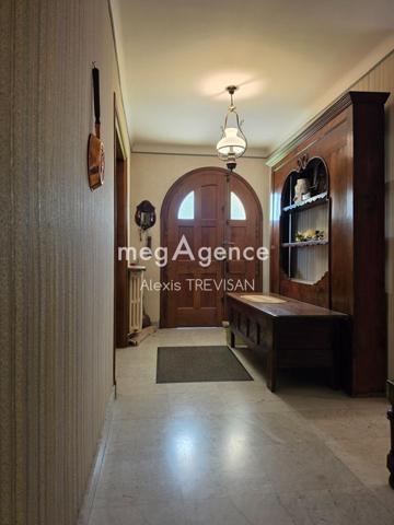 Maison à TREGUIER, 22220 - 7 pièces 292m²