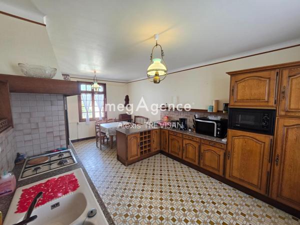 Maison à TREGUIER, 22220 - 7 pièces 292m²