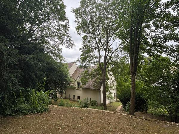Maison d'Exception à Vendre à Pontoise - Secteur Tribunal 1 335 000 € **  - Référence  11266