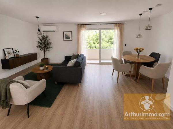 Vente                                                      Appartement
                        
                     3 pièces                      62 m2                     à Sète