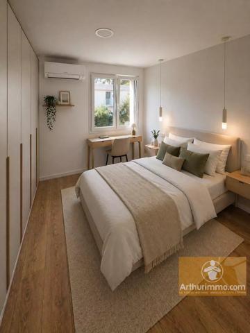 Vente                                                      Appartement
                        
                     3 pièces                      62 m2                     à Sète