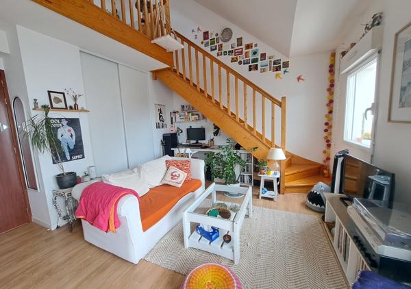 APPARTEMENT T2 DUPLEX / REF : 1227