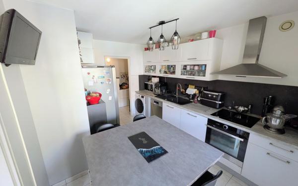 Appartement à vendre    4 pièces • 84 m2 Bourg-lès-Valence