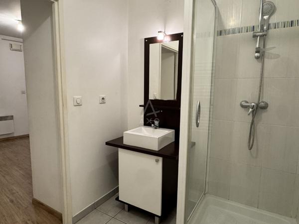 La Rochelle - Appartement T2 avec balcon et parking