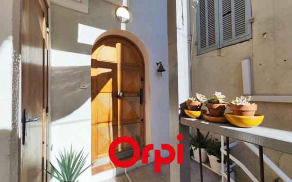 Appartement à vendre    2 pièces • 52 m2 Bandol