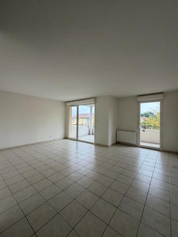 Appartement T4 en location à VILLENEUVE TOLOSANE
