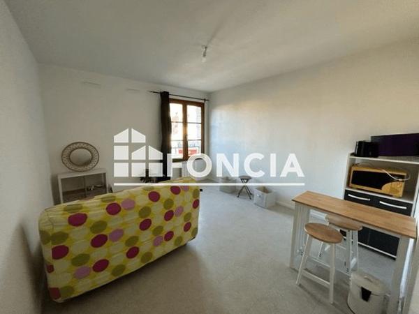 Location Studio meublé 21 m² - 5 BIS RUE JEAN JAURES Poitiers 86000