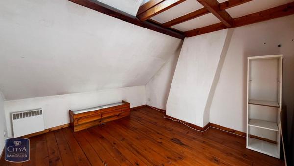 Appartement à louer 2 pièces 45.71m² Armentières (59280)