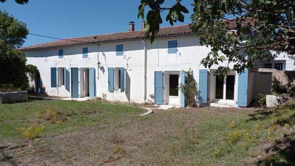 Maison Semussac 5 pièce(s) 145 m2