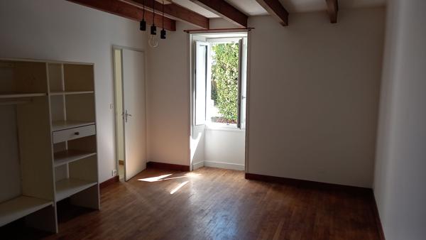 Maison Semussac 5 pièce(s) 145 m2