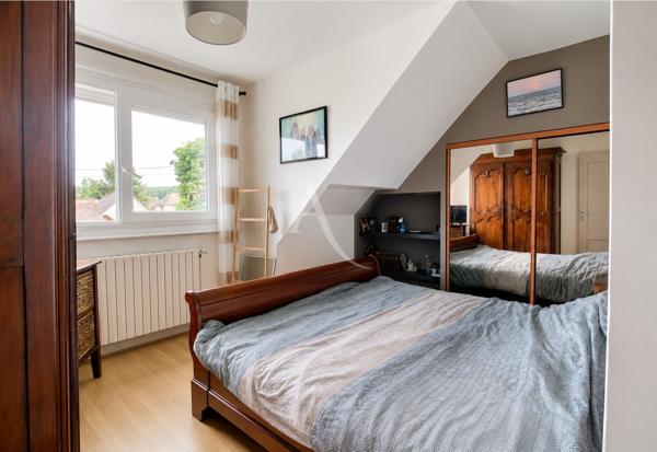Maison individuelle 5 pièces 113 m² sur un terrain de 800 m² à Maurepas