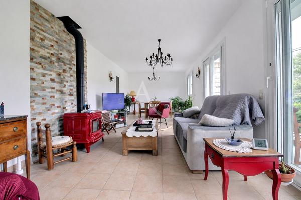 Maison individuelle 5 pièces 113 m² sur un terrain de 800 m² à Maurepas