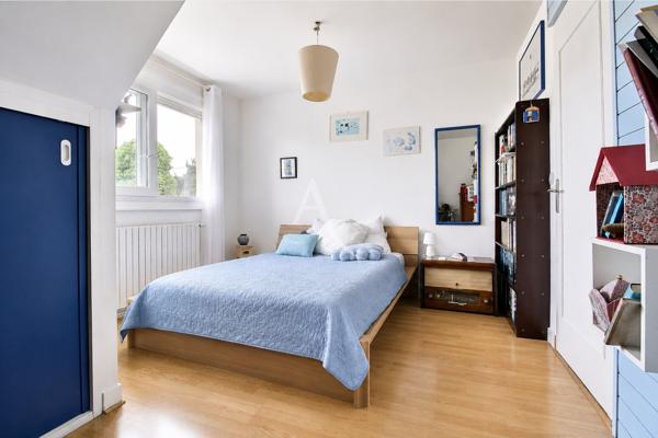 Maison individuelle 5 pièces 113 m² sur un terrain de 800 m² à Maurepas