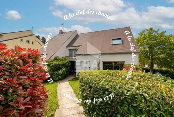 Maison spacieuse 9 pièces à vendre à Gif-sur-Yvette, quartier Abbaye - Hacquinière