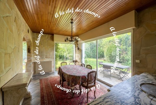 Maison spacieuse 9 pièces à vendre à Gif-sur-Yvette, quartier Abbaye - Hacquinière