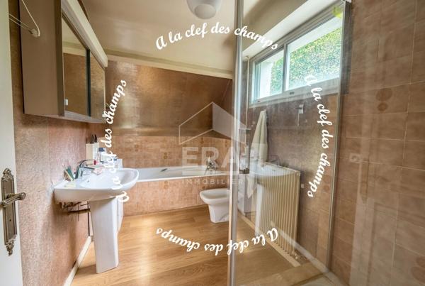 Maison spacieuse 9 pièces à vendre à Gif-sur-Yvette, quartier Abbaye - Hacquinière