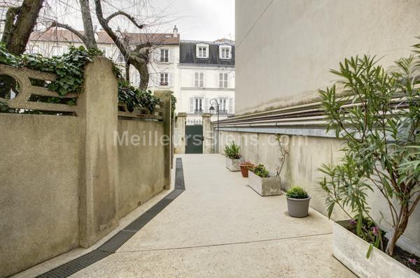 BOULOGNE NORD Appartement en parfait état très calme plein sud