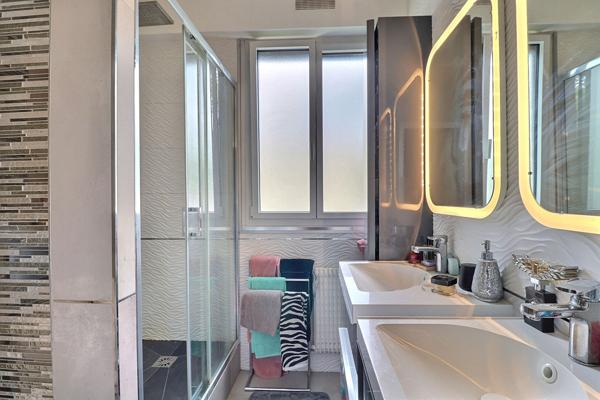 Appartement d'Exception au Mesnil-Le-Roi 133 m2 avec jardin privatif
