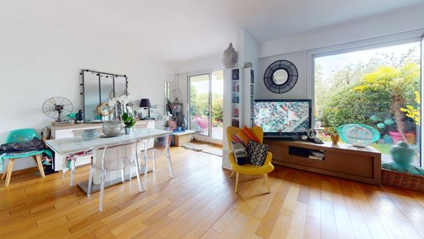 Appartement d'Exception au Mesnil-Le-Roi 133 m2 avec jardin privatif
