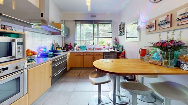 Appartement d'Exception au Mesnil-Le-Roi 133 m2 avec jardin privatif
