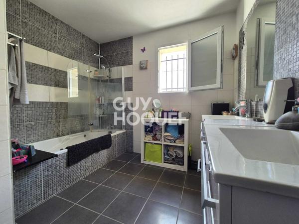 MAISON À VENDRE DE 5 PIÈCES DE 104,00 M²