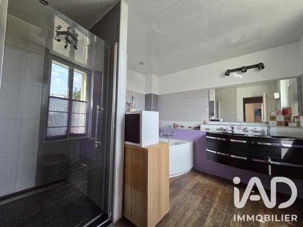 Maison à vendre 7 pièces 220 m² Romilly-sur-Seine