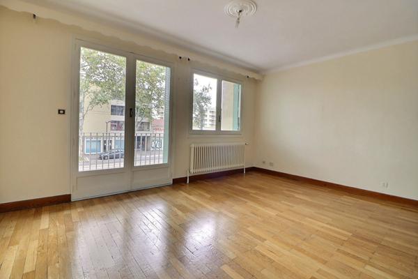 Appartement 80 m2 3 pièces Lyon 8ème Secteur Santy