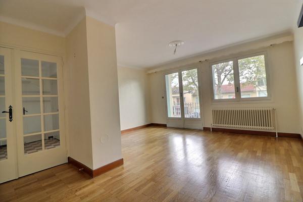 Appartement 80 m2 3 pièces Lyon 8ème Secteur Santy