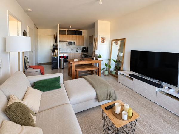 Appartement T2 au dernier étage avec balcon et vue dégagée