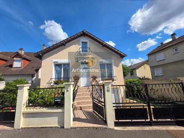 Vente                                                      Maison
                        
                     5 pièces                      113 m2                     à Gonesse