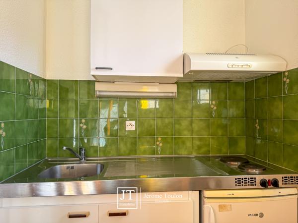 Appartement
                                                                                                                                                                                                                                                                                                                        1 pièce(s)                                                                                                                                                                                                                                                                                                                              23.1  m²