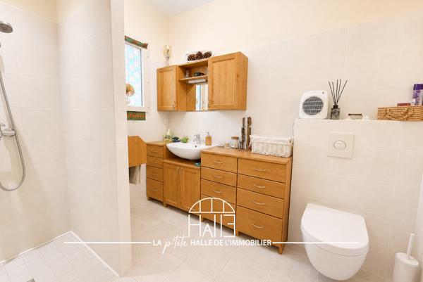 Maison
         10 pièces
        - 267 m² Bien prestige 529 000 € *