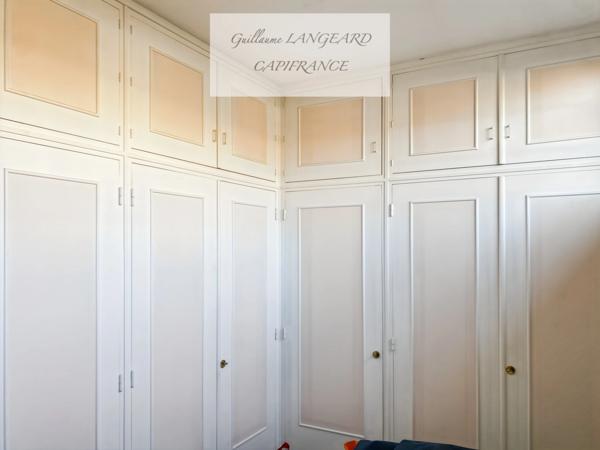 Maison d'exception en centre ville, 364 m2 et 1414 m2 de terrain - OYONNAX (01)