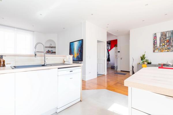 DIJON CENTRE SUPERBE APPARTEMENT AVEC TERRASSE