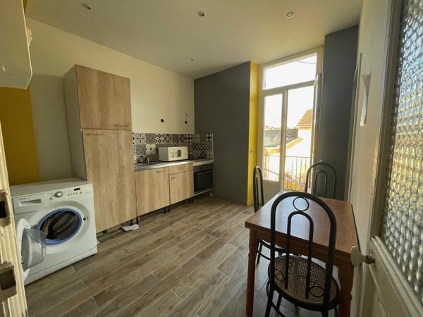 Bel immeuble en pierre- 130 m²- emplacement stratégique Perigueux