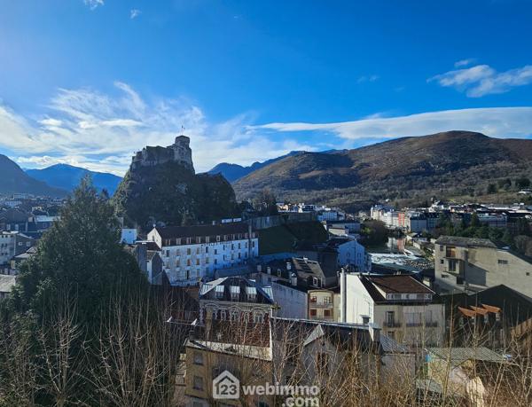 Maison de maître 340 m² à Lourdes 65100