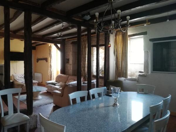 Traditionnelle - 5 pièces - 151 m²