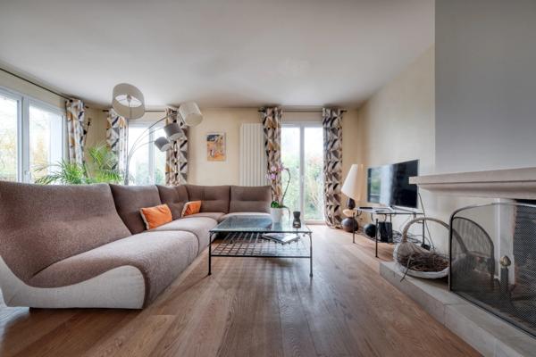 Maison à vendre 6 pièces VOISINS LE BRETONNEUX (78)